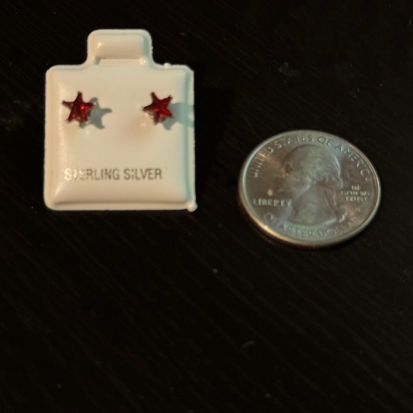 ⭐️  NEW! Sterling Silver Red Stars Stud Earrings - Picture 2 of 2